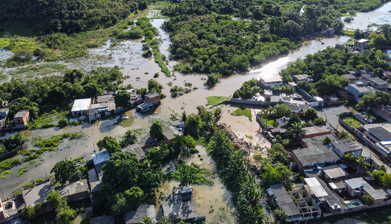 Πλημμύρα στη Βραζιλία ©EPA/ANDRE COELHO