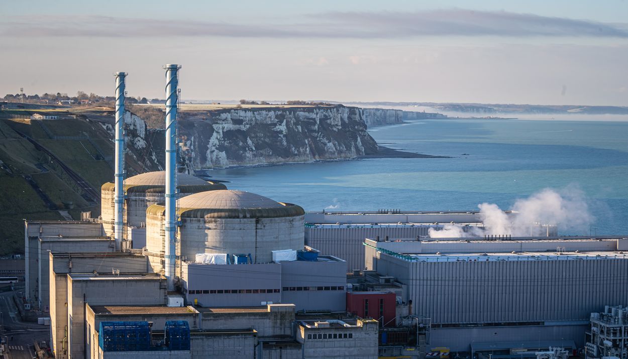 Ο πυρηνικός σταθμός Penly της γαλλικής εταιρείας κοντά στη Dieppe, Γαλλία © EPA/CHRISTOPHE PETIT TESSON