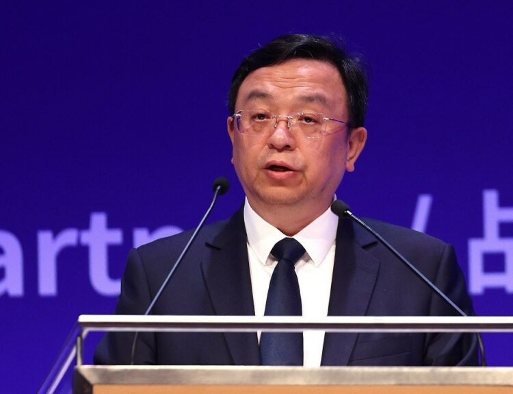 Ο CEO της BYD. Wang Chuanfu © EPA/ANNA SZILAGYI