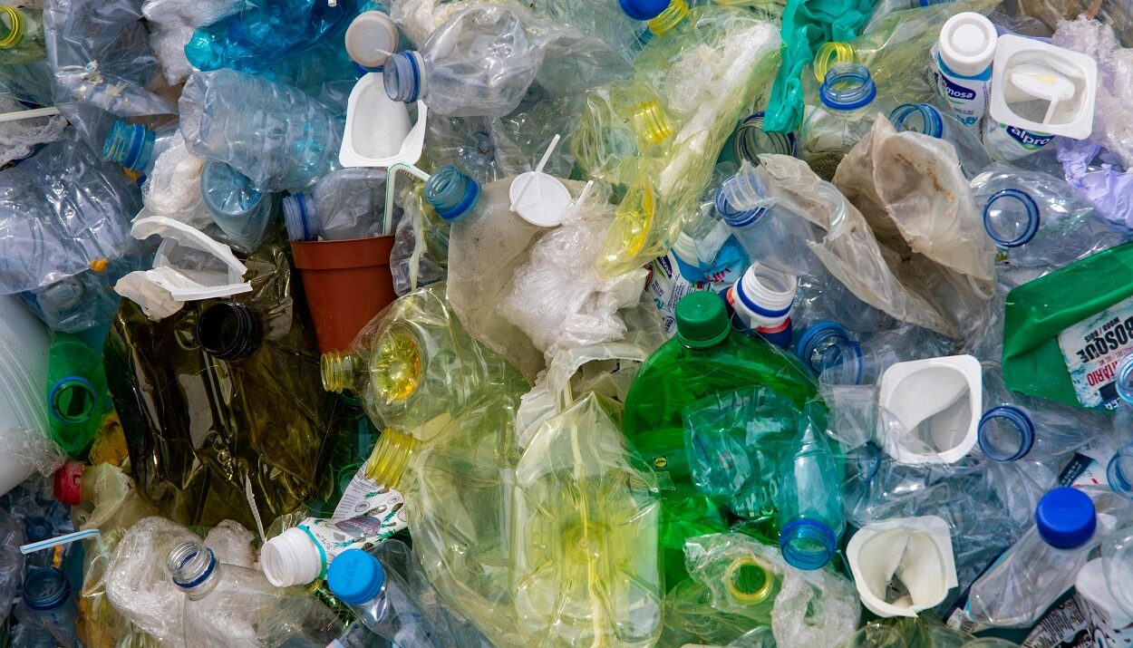 Ρύπανση από πλαστικά © Pexels