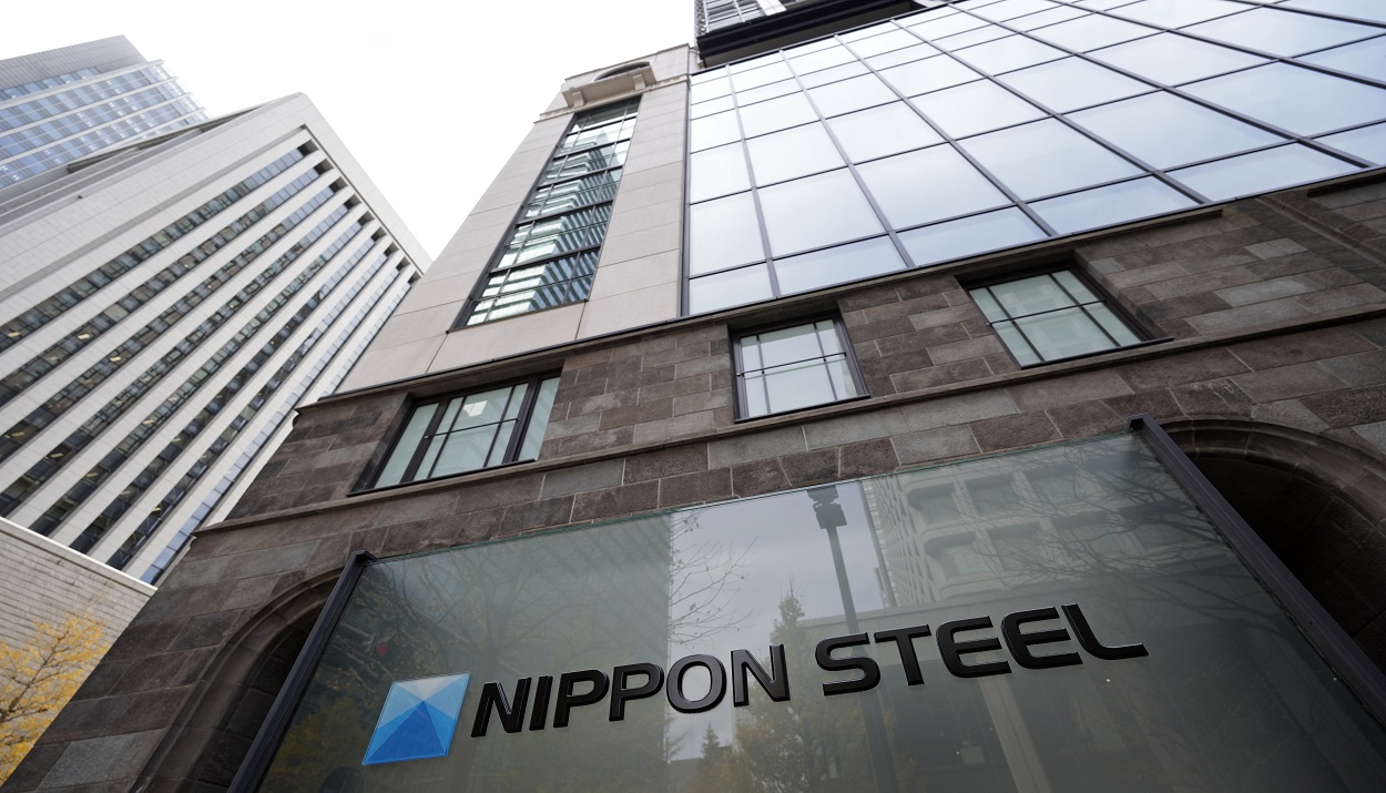 Nippon Steel © EPA/FRANCK ROBICHON