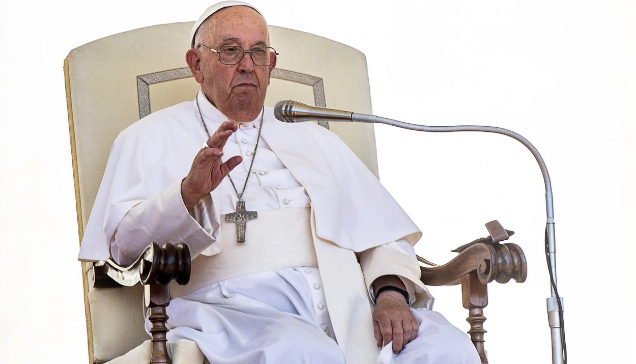 Πάπας Φραγκίσκος ©EPA/ANGELO CARCONI