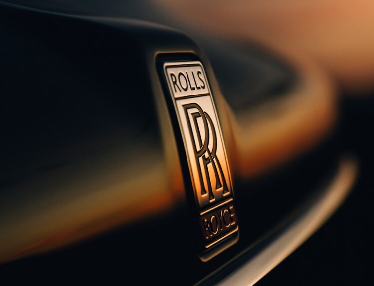 ROLLS ROYCE ©https://www.press.rolls-roycemotorcars.com/rolls-royce-motor-cars-pressclub/photo