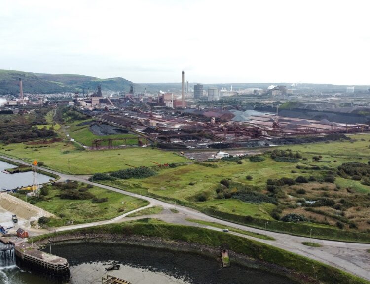 Εργοστάσιο της Tata Steel στο Port Talbot © EPA/ADAM VAUGHAN