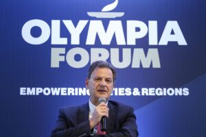 Ο Θόδωρος Σκυλακάκης στο Olympia Forum V © ΑΠΕ-ΜΠΕ/OLYMPIA FORUM/ΒΑΣΙΛΗΣ ΡΕΜΠΑΠΗΣ