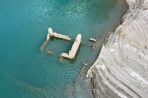 Στερεύει ο Μόρνος λόγω της λειψυδρίας © ΑΠΕ-ΜΠΕ/ΑΠΕ-ΜΠΕ/ΑΛΕΞΑΝΔΡΟΣ ΡΕΜΟΥΝΔΟΣ